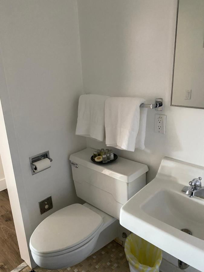 Innovative Studio Apartment Gadsden Exterior photo