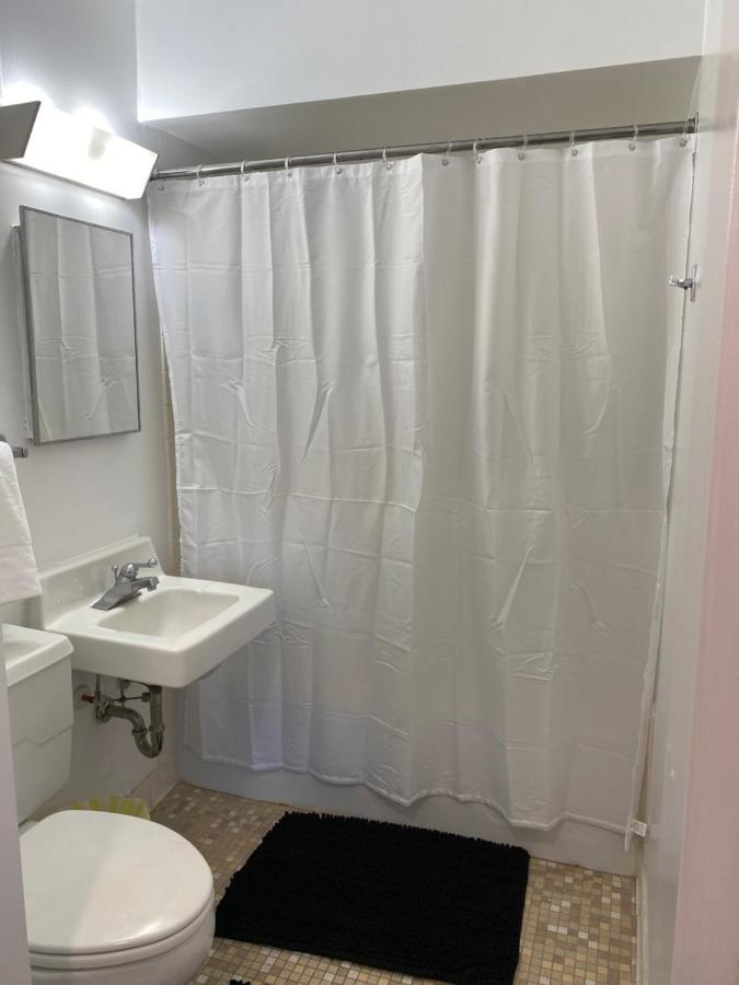 Innovative Studio Apartment Gadsden Exterior photo