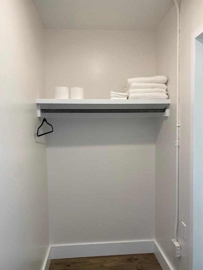 Innovative Studio Apartment Gadsden Exterior photo